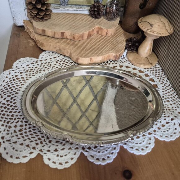 Vintage Silver-toned Serving Tray & FREE Bread Basket - Picture 3 of 16